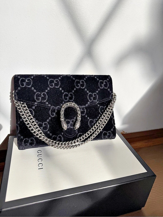 Gucci Handbags - Gucci GG Marmont Velvet Shoulder Bag in Black